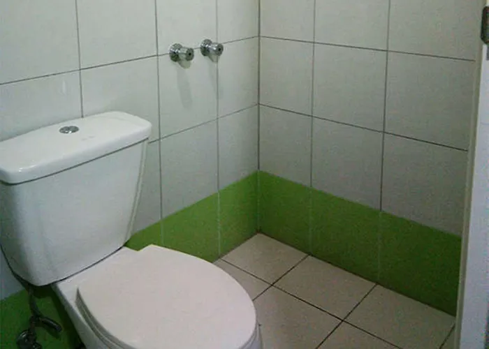 Astrotel Avenida 2*